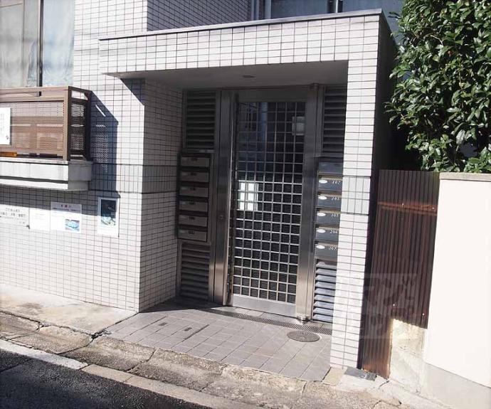 【セラヴィ清水五条】