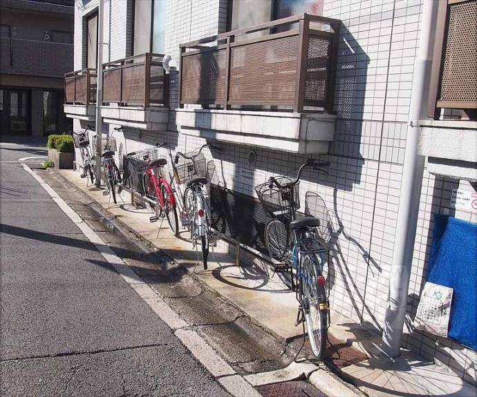 【セラヴィ清水五条】