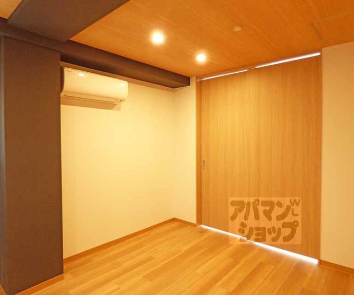 【イーストパレス祇園四条】間取