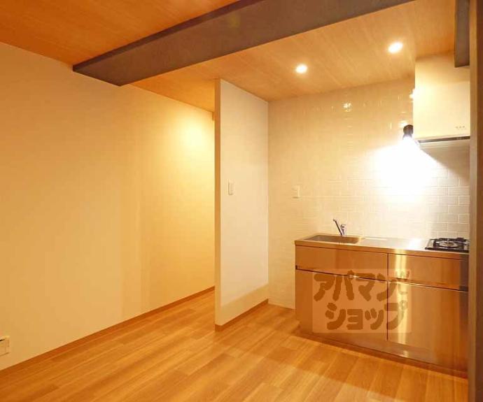 【イーストパレス祇園四条】間取