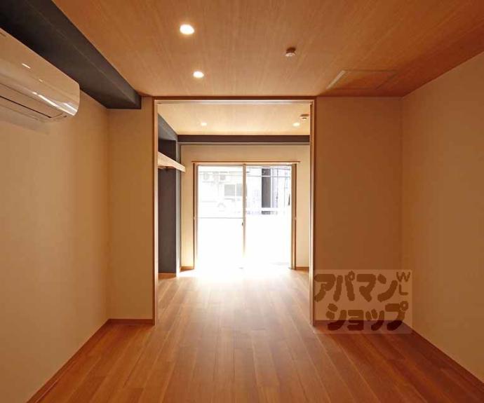 【イーストパレス祇園四条】間取