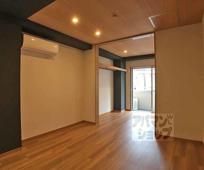 【イーストパレス祇園四条】間取