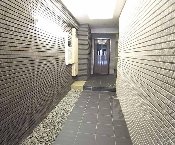 【メイゾン六波羅】間取