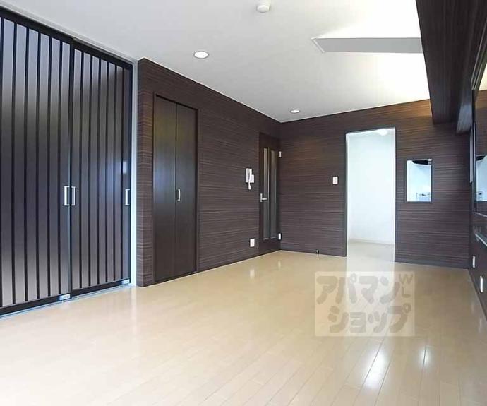 【メイゾン六波羅】間取