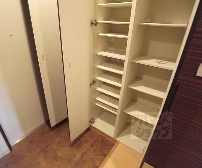 【メイゾン六波羅】間取