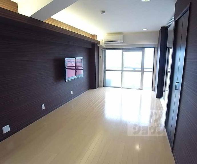 【メイゾン六波羅】間取