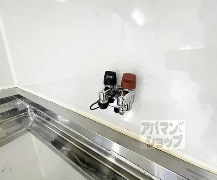 【メイゾン六波羅】間取