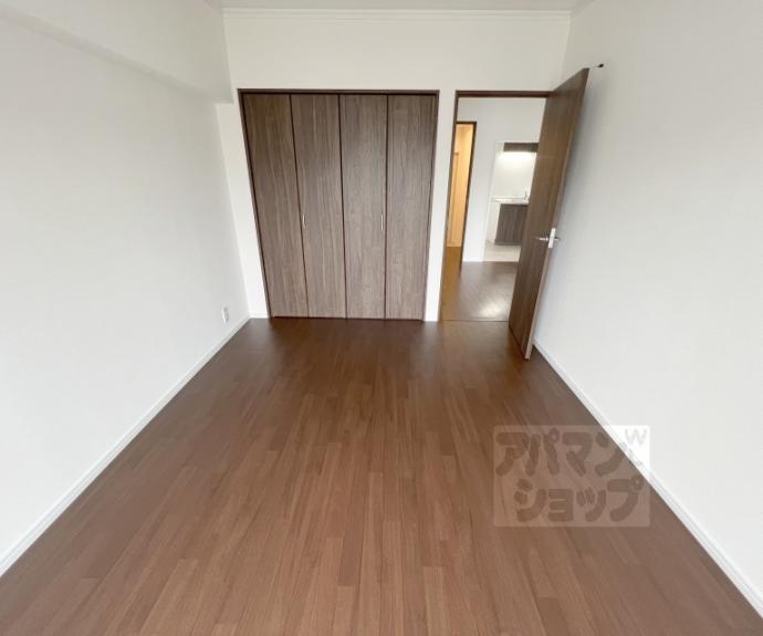 【メイゾン六波羅】間取