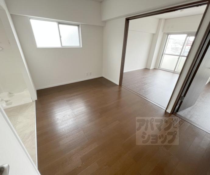 【メイゾン六波羅】間取