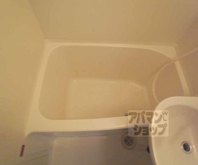 【ＡＤＥＳＴ五条】間取