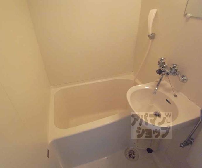 【ADEST五条】間取