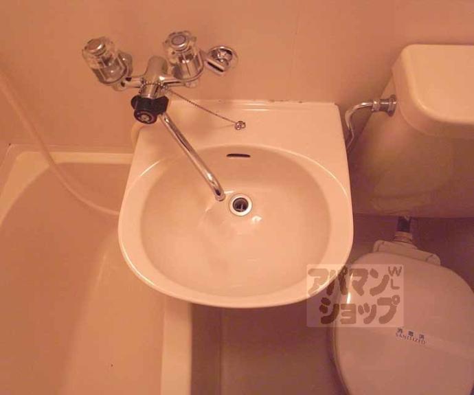 【ADEST五条】間取