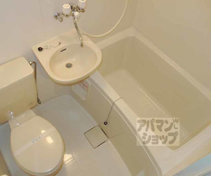 【ＩＺＵＴＳＵＹＡ久】間取