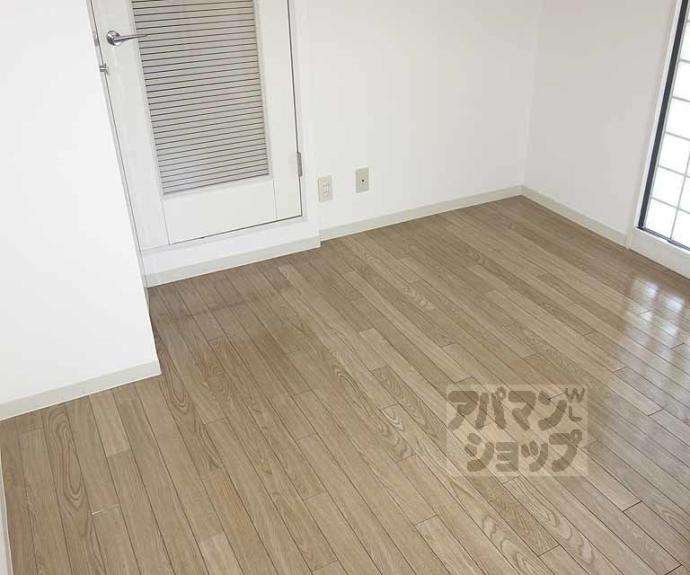 【四条大宮シャトー朝日】間取