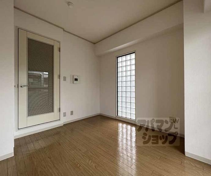 【四条大宮シャトー朝日】間取