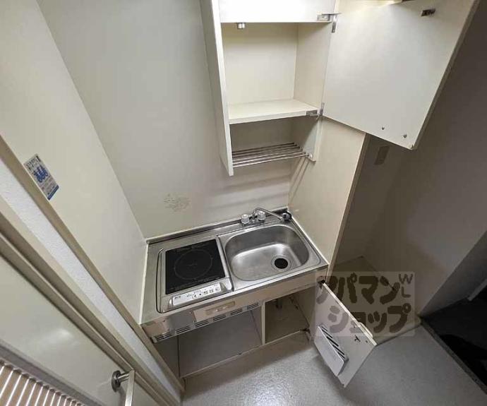 【四条大宮シャトー朝日】間取