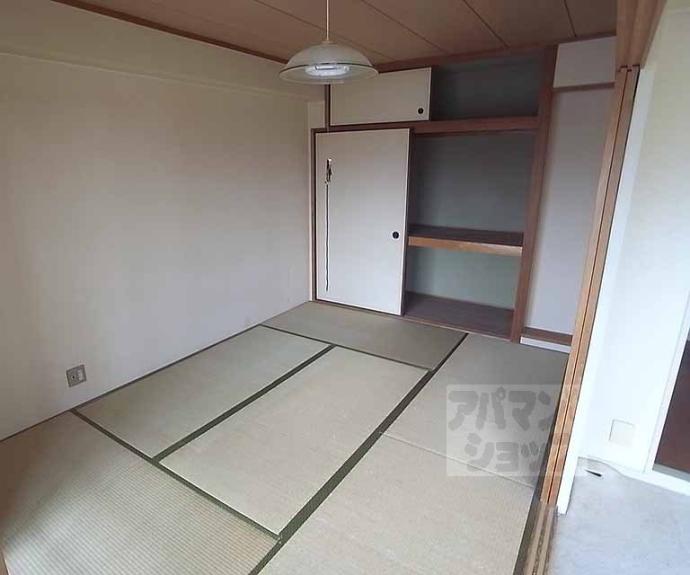 【四条大宮シャトー朝日】間取