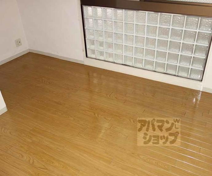【四条大宮シャトー朝日】間取