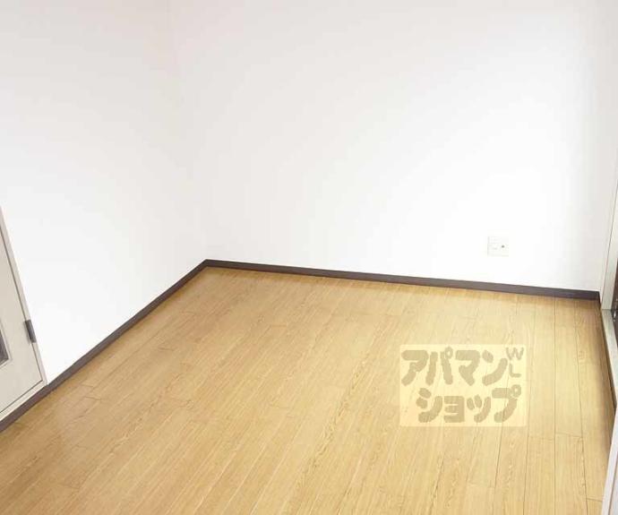 【シティオ西大路】間取