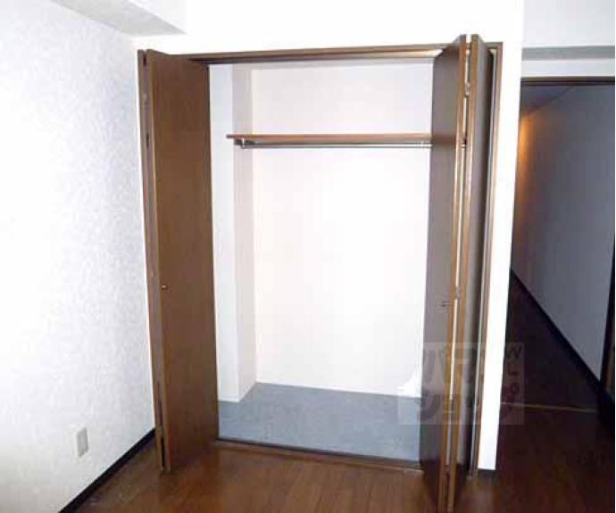 【サンシャイン烏丸】間取