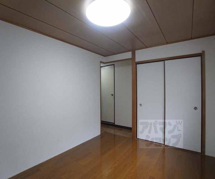 【リバーサイド　クロカワ】間取