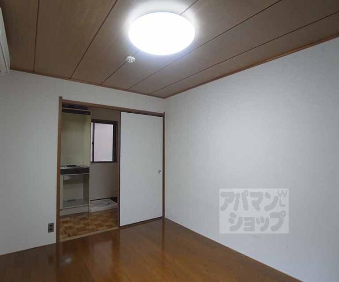 【リバーサイド　クロカワ】間取