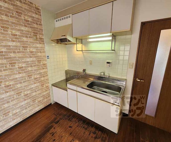 【トマーテ西京極】間取