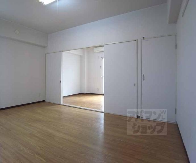 【パールハイツ太秦】間取