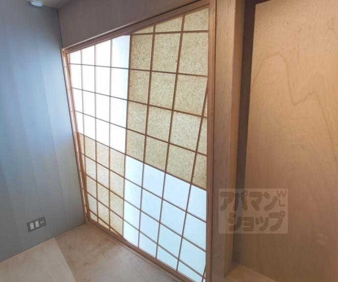 【ロイヤルコート嵯峨】間取