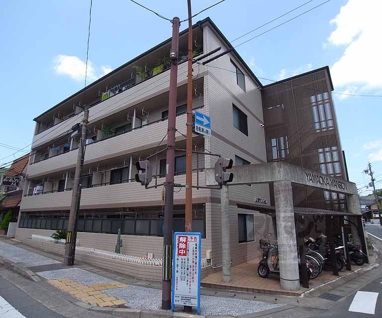 山岡マンション