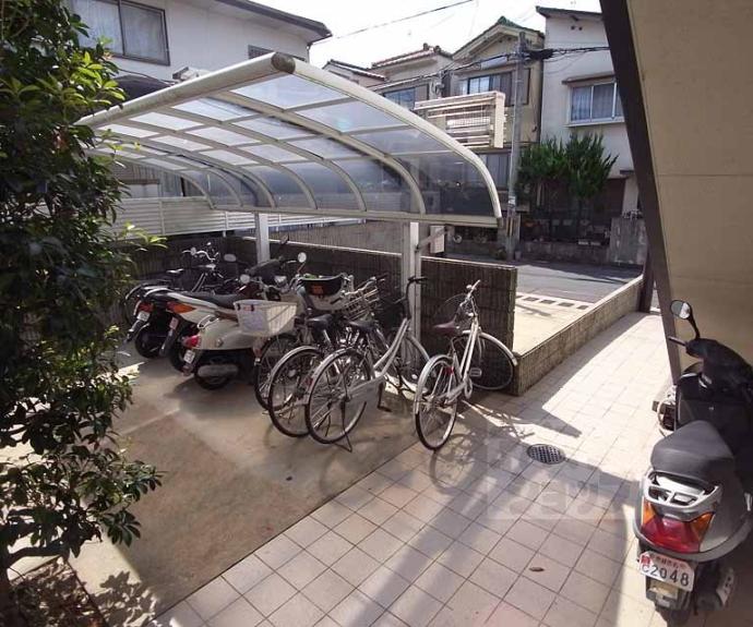 【ラトゥール広沢】間取