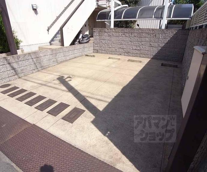 【ラトゥール広沢】間取