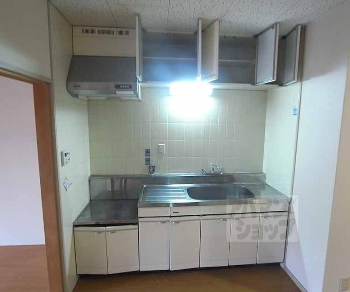 【ラトゥール広沢】間取