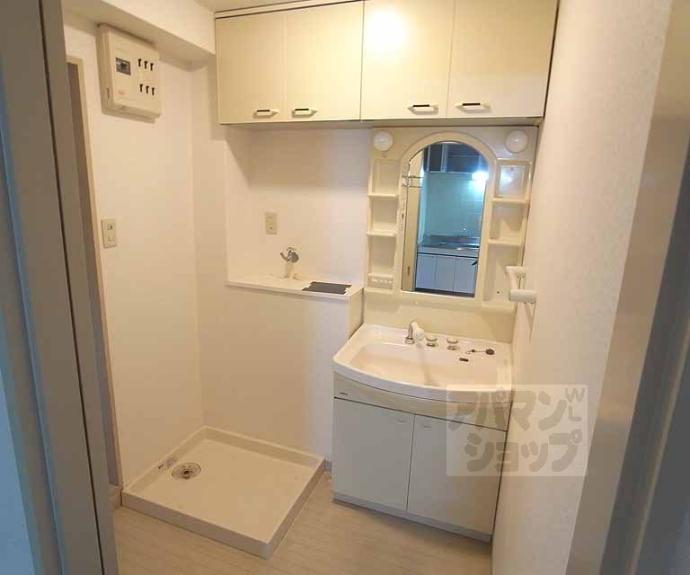 【ラトゥール広沢】間取