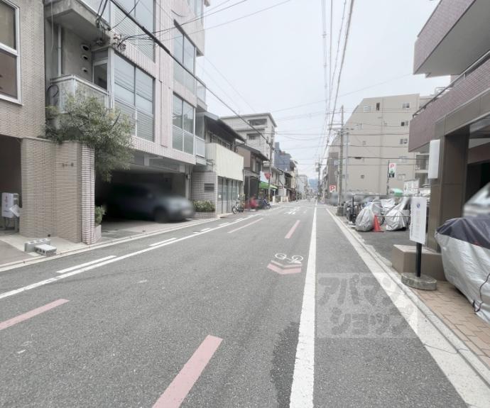 【ライオンズマンション二条高倉】間取