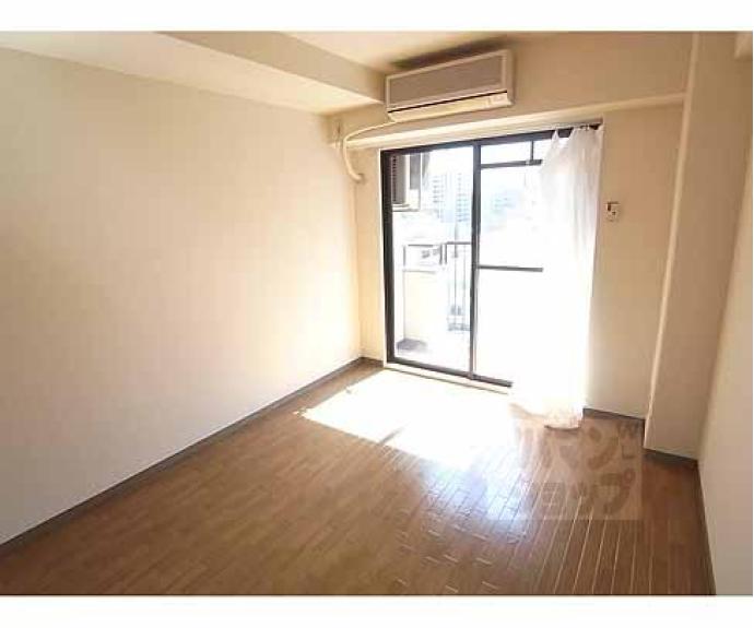 【ライオンズマンション二条高倉】間取