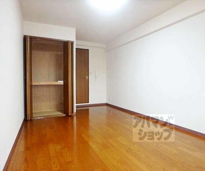 【ＵＴＳＵＭＩＢＵＩＬＤＩＮＧ】間取
