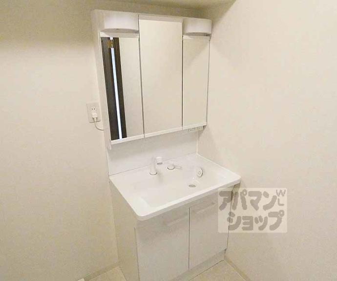 【ＵＴＳＵＭＩＢＵＩＬＤＩＮＧ】間取