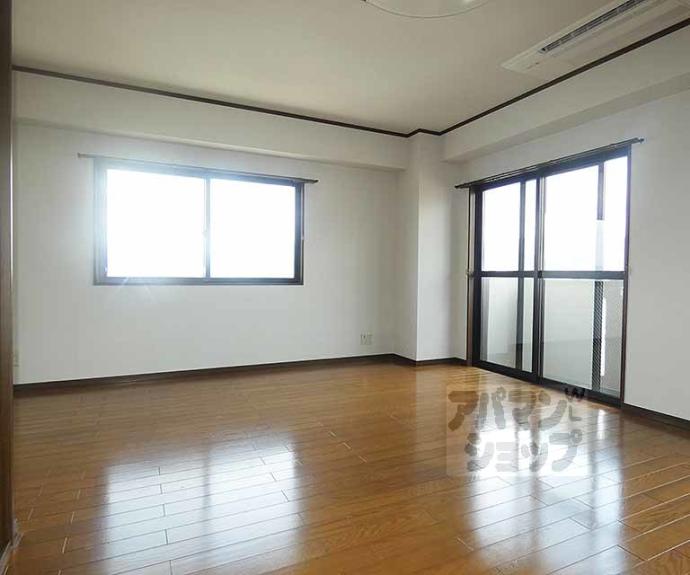【ＵＴＳＵＭＩＢＵＩＬＤＩＮＧ】間取