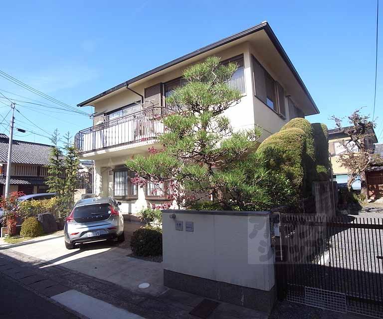 メゾネット嵯峨嵐山