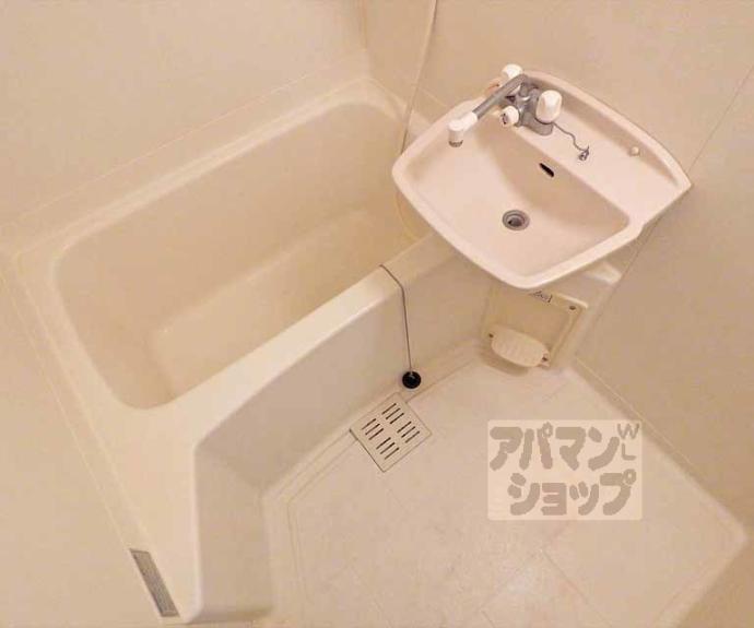 【岩倉駅北２】間取