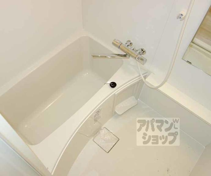 【ヴィラ・イースト】間取