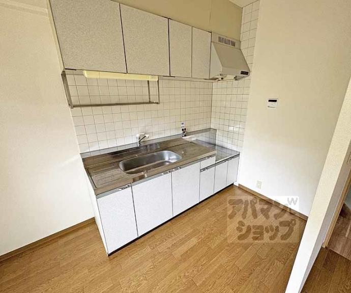 【カーサ東浜】間取