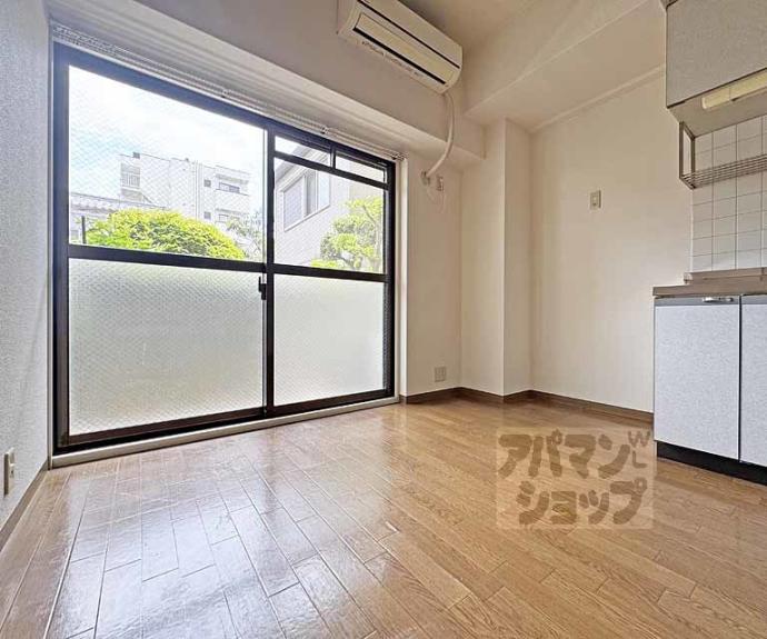 【カーサ東浜】間取