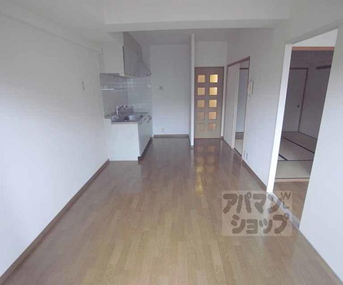 【カーサ東浜】間取