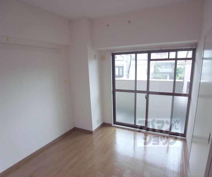 【カーサ東浜】間取