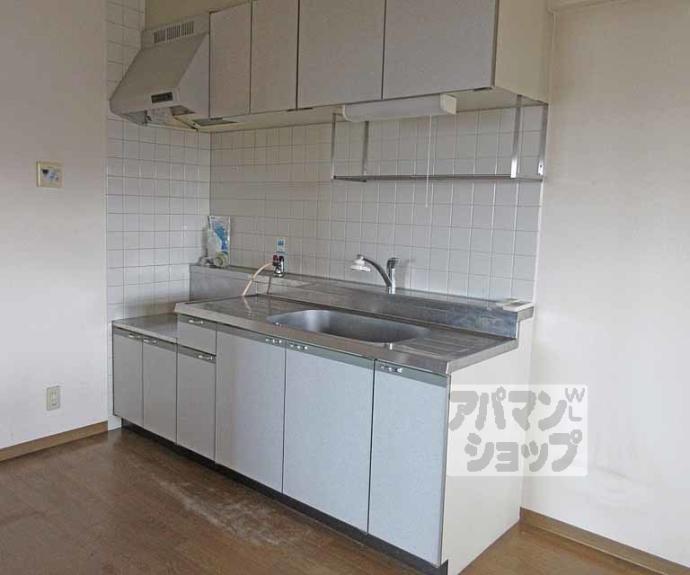 【カーサ東浜】間取