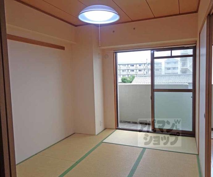 【カーサ東浜】間取