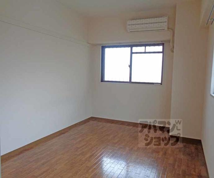 【カーサ東浜】間取