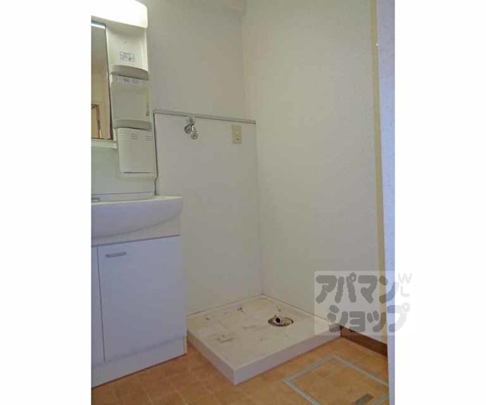 【カーサ東浜】間取